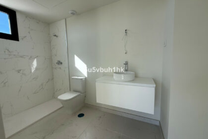 a74758b9ad636571fb0ec4c905e72de8 - 9