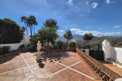 a7b91be2816e5df230166f18860f93fe - 2