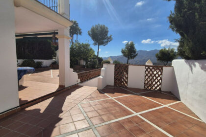 a7b91be2816e5df230166f18860f93fe - 40