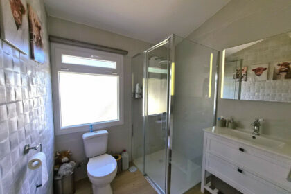 a8b938497e3f9d6e953656c5bb03a120 - 17