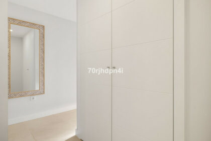 a8d10362ee60bec7712a5319f0d70a20 - 1