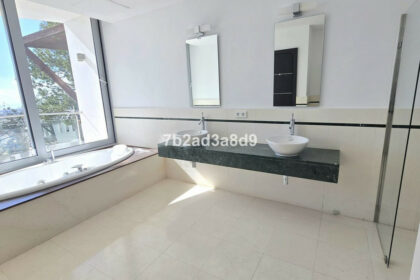 a922f2fdaf7a6e9afedf0318fb5906d7 - 11