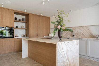 a93d01d1706b3a00f787328990924c4e - 23