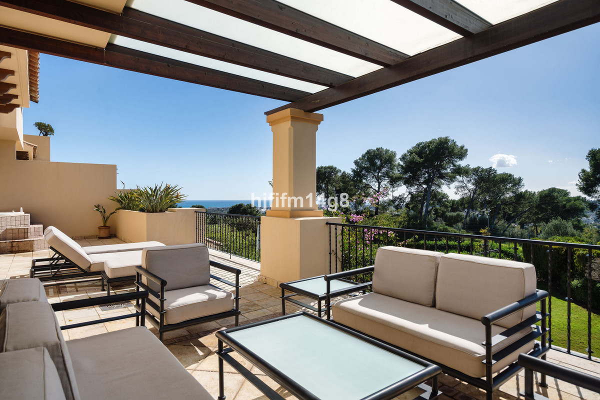 aa14b1a61facd5a2414cf2b89ce4f470 - 24