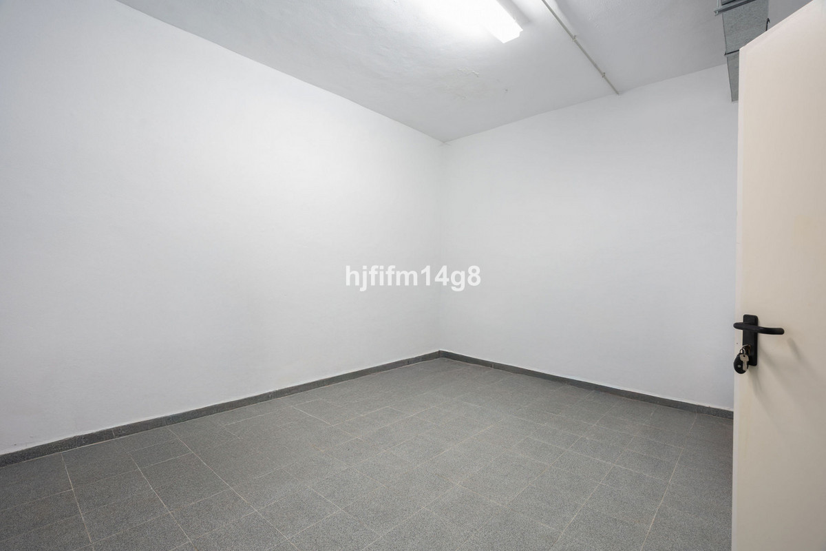 aa14b1a61facd5a2414cf2b89ce4f470 - 29