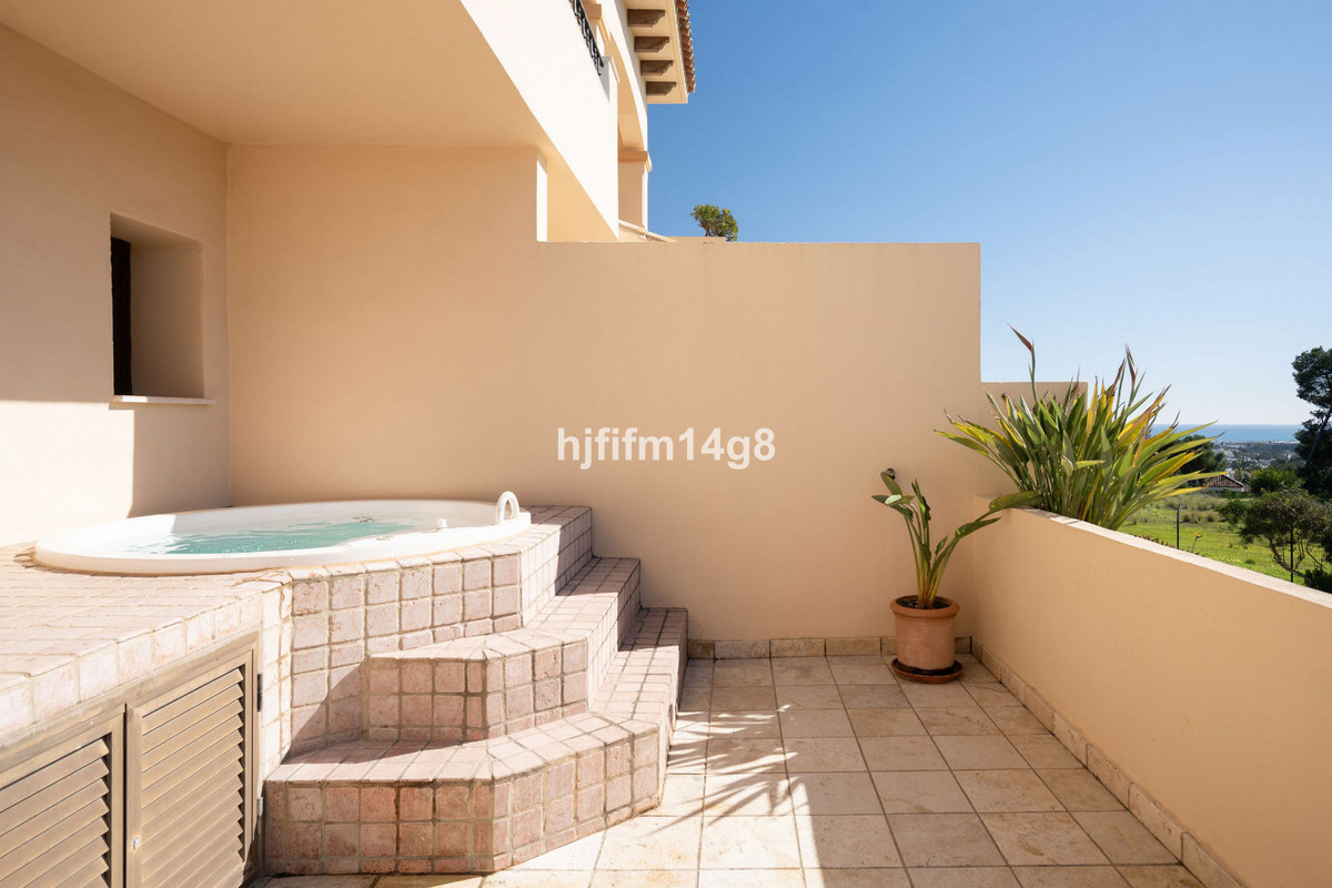 aa14b1a61facd5a2414cf2b89ce4f470 - 3