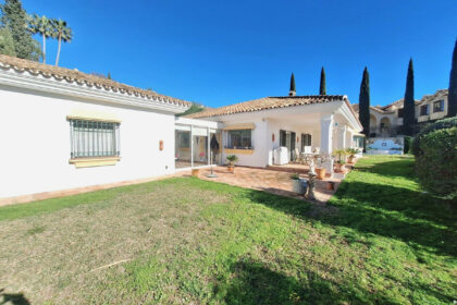 aaabe8456b9a4fe18e017ec8ff668112 - 16