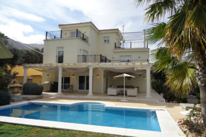 ab02e07b25b7c23038dc2f93016ca234 - 63