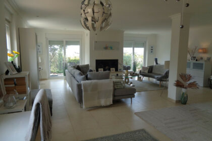 ab02e07b25b7c23038dc2f93016ca234 - 77