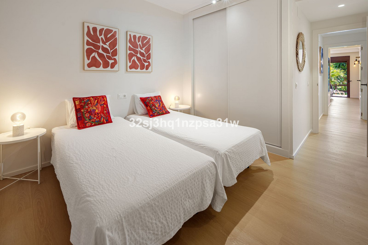 ab3de1801f15dca86c040a55a477c706 - 17