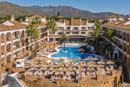 ab623d95cb85cbe0158246fefec45c24 - 12