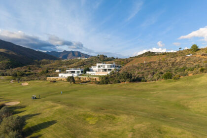 ab623d95cb85cbe0158246fefec45c24 - 7