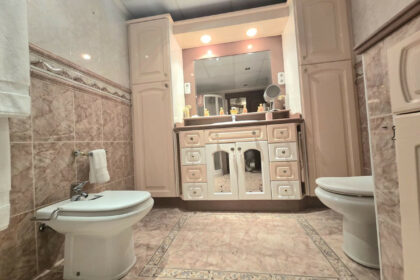 abe3d4ae2ad1917d755b991a17d6f327 - 11