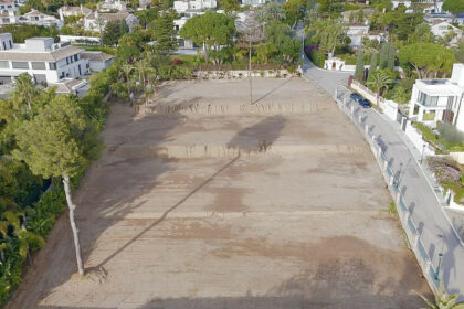 abeaf57a900f9124dbc8c0373e006e69 - 2