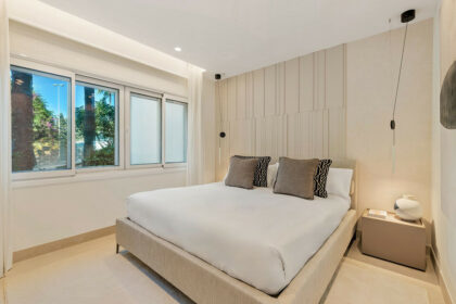 ac4317f3864e40164f2612e4064e668e - 19