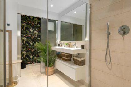 acc95734d766f13bfc29c614af06aecf - 21