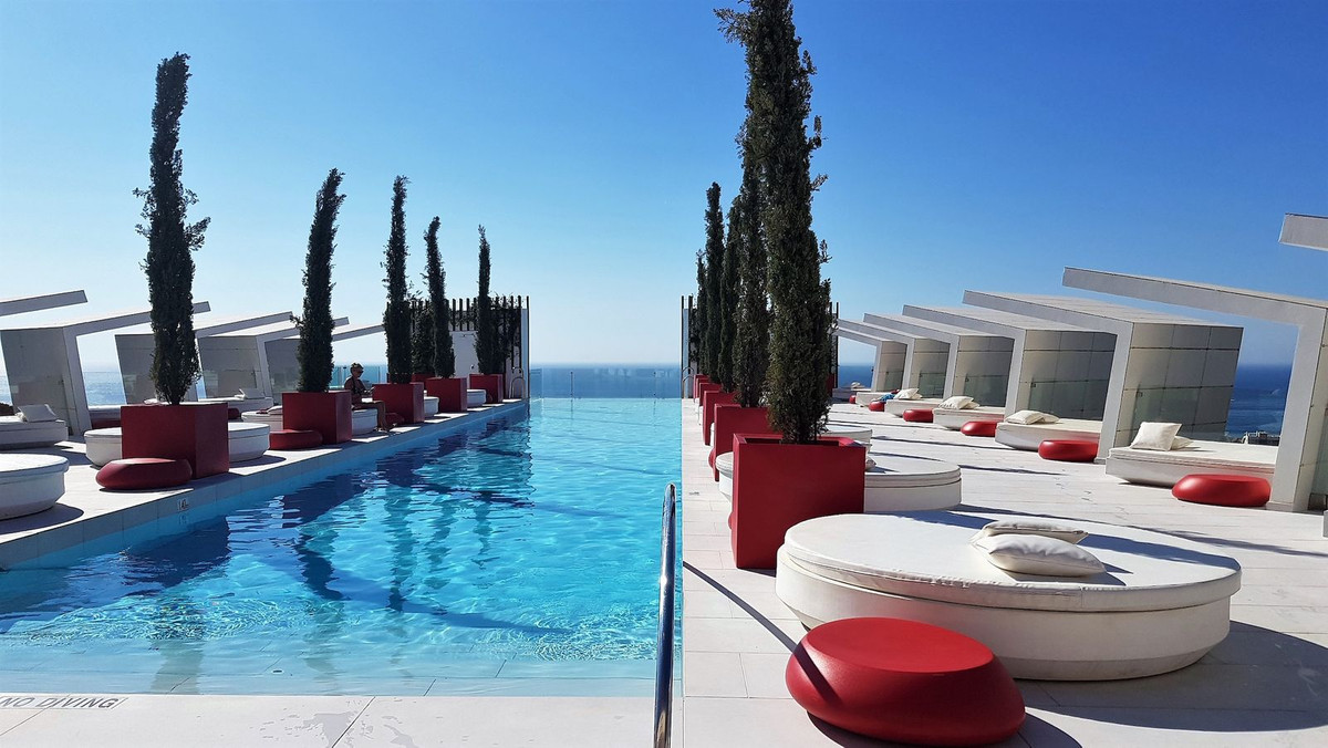 acc95734d766f13bfc29c614af06aecf - 57