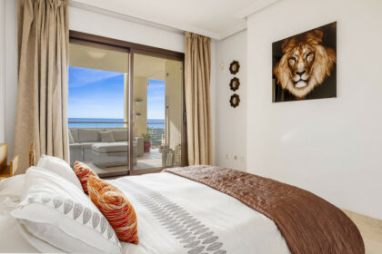 ad0693f19713c3f5a9600eea3e646823 - 16