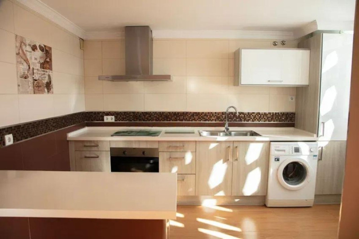 ae9b48d7093674b0ad89ef7261d33a5b - 8