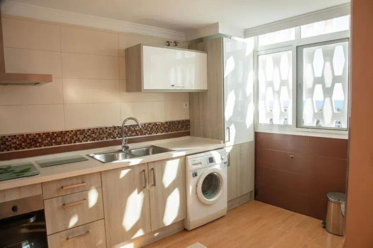 ae9b48d7093674b0ad89ef7261d33a5b - 9