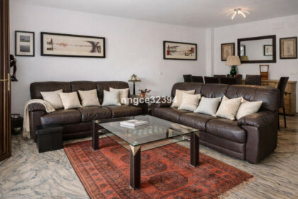 af64de0e418ebdebce4c07b0e1e9501c - 14