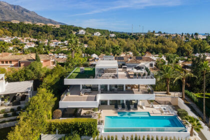 af767b7c41e363a4c08b22bebe7c90e6 - 1