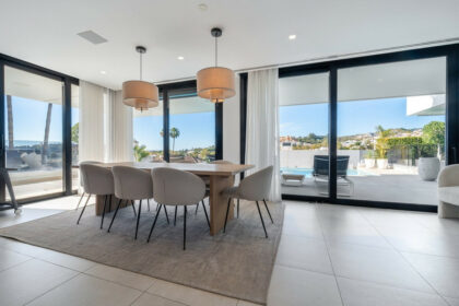 af767b7c41e363a4c08b22bebe7c90e6 - 12