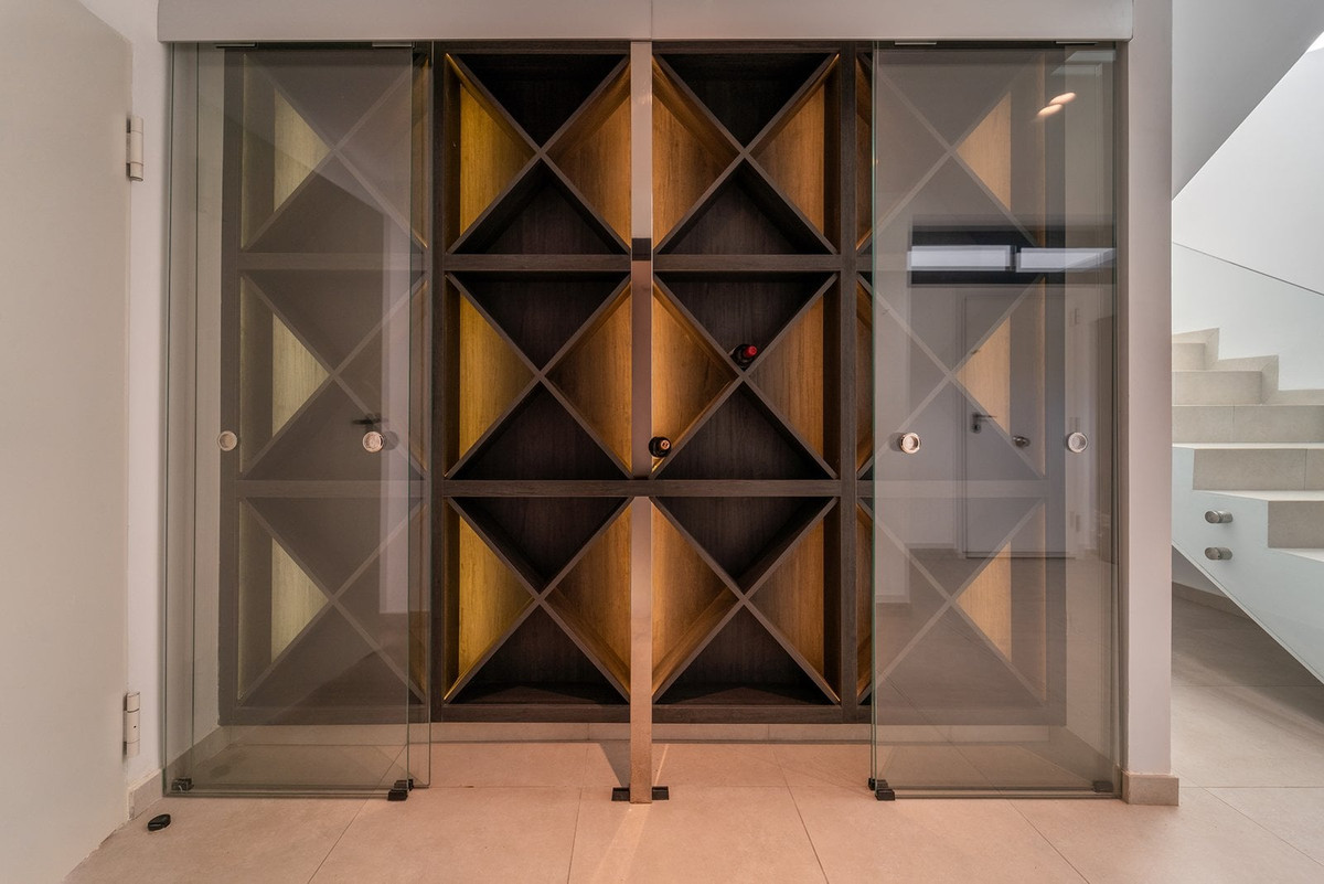 af767b7c41e363a4c08b22bebe7c90e6 - 18