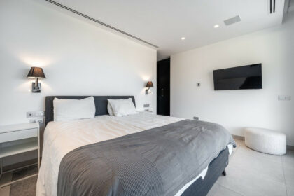 af767b7c41e363a4c08b22bebe7c90e6 - 19