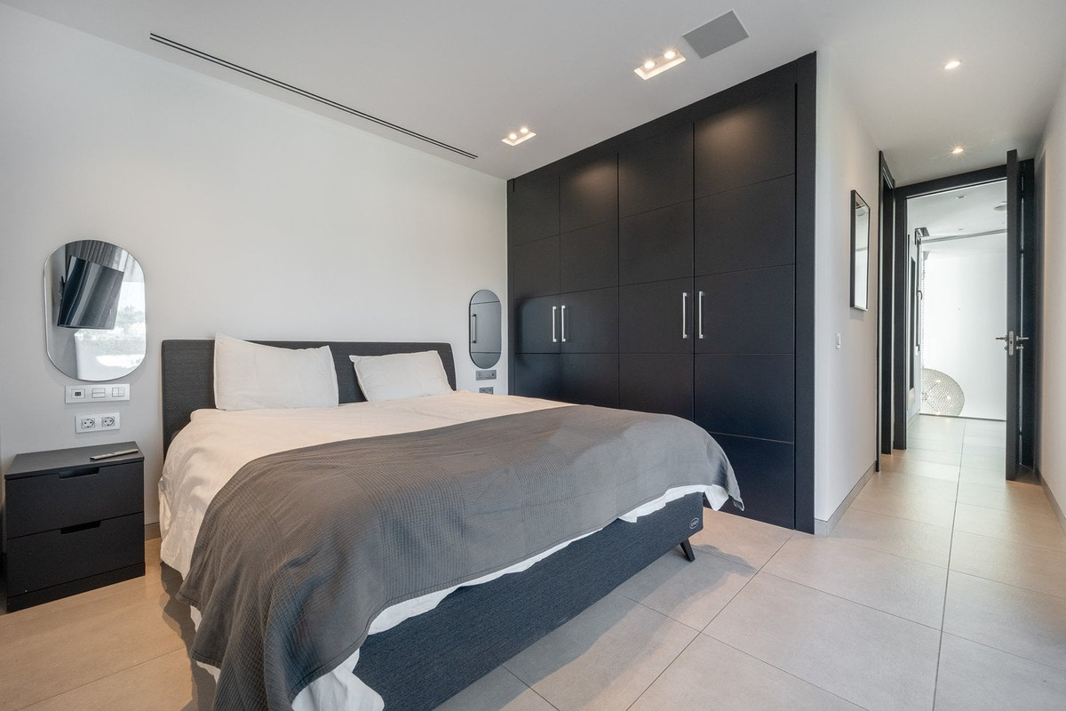 af767b7c41e363a4c08b22bebe7c90e6 - 28