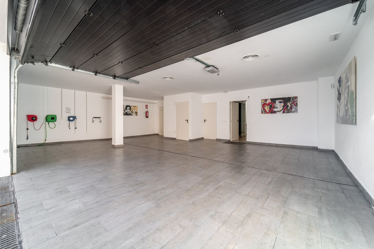 af767b7c41e363a4c08b22bebe7c90e6 - 46