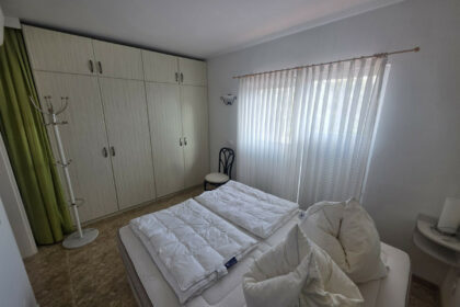 afec5bc2c2afc2e14fc7d4a867877cab - 18