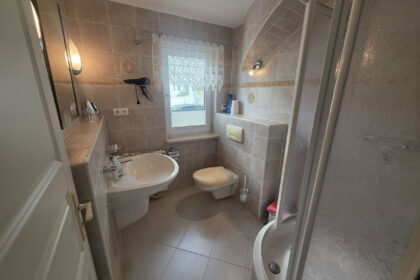 afec5bc2c2afc2e14fc7d4a867877cab - 19