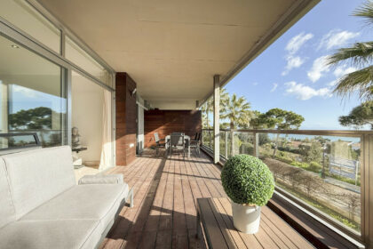 aff92220dfe53fc2a4c5a7ec236c7923 - 1