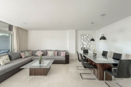 aff92220dfe53fc2a4c5a7ec236c7923 - 11