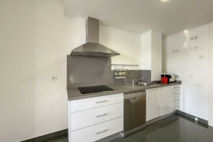 aff92220dfe53fc2a4c5a7ec236c7923 - 19