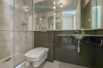 aff92220dfe53fc2a4c5a7ec236c7923 - 52