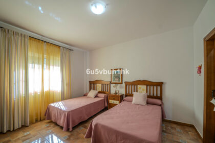 b11e0a399219862ac22c05e35674797e - 26