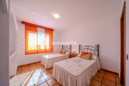 b11e0a399219862ac22c05e35674797e - 35