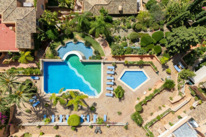 b123d57061f133e54657c4d241eb0b06 - 39