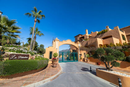 b123d57061f133e54657c4d241eb0b06 - 42