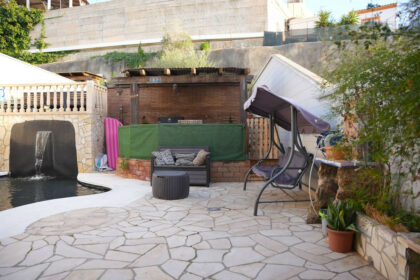 b12b56b136cb9edff92783968c1982b5 - 24