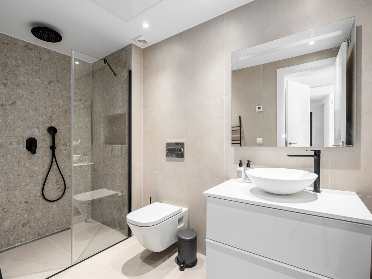 b12c48c95a707b5bb69d6da676982ca4 - 10