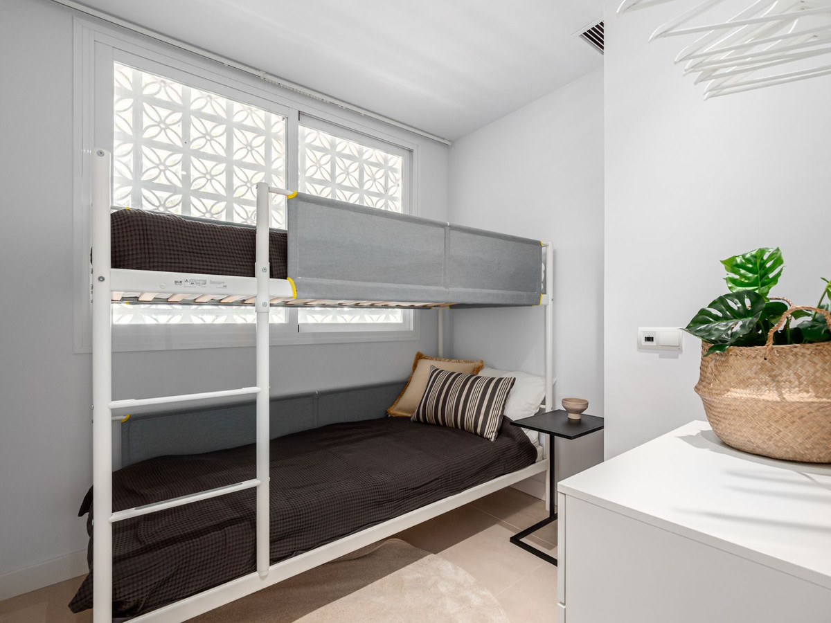 b12c48c95a707b5bb69d6da676982ca4 - 11