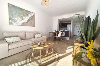 b1457617bd34aa4f9ca1c2f3517b4ffc - 2