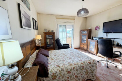 b1677b1f006cb70b5c4837723dc41842 - 16