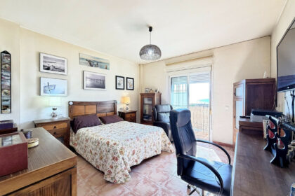 b1677b1f006cb70b5c4837723dc41842 - 25