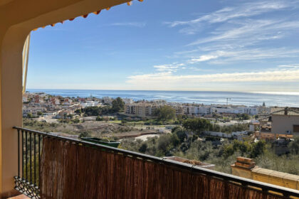 b1677b1f006cb70b5c4837723dc41842 - 32