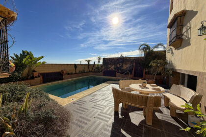 b1677b1f006cb70b5c4837723dc41842 - 33