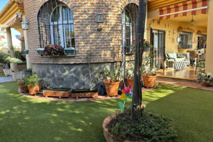 b1677b1f006cb70b5c4837723dc41842 - 36